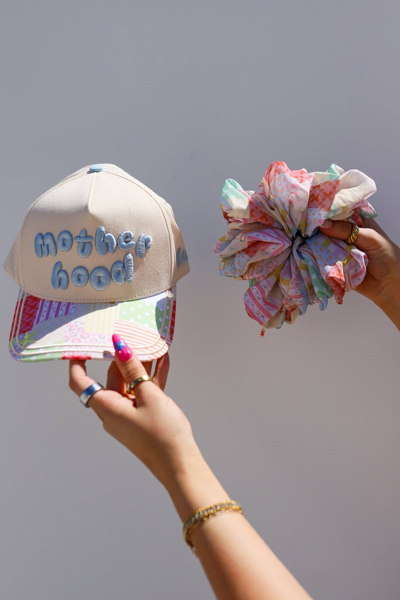 MOTHERHOOD TRUCKER HATS  RED & COLORFUL