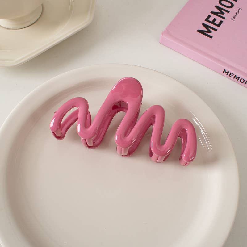 Women's Wave Claw Clip